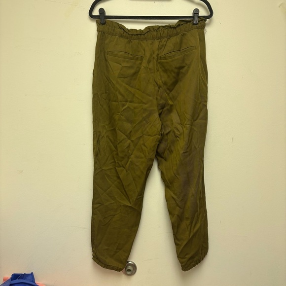 Banana Republic Tencel Paperbag Pants - Picture 8 of 12